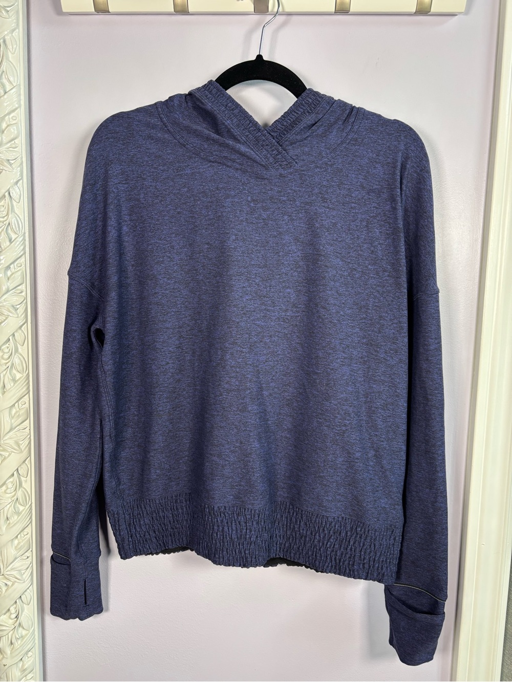 lululemon athletica Lead the Pack Heathered Navy V-Neck Hoodie Sweater Size 6